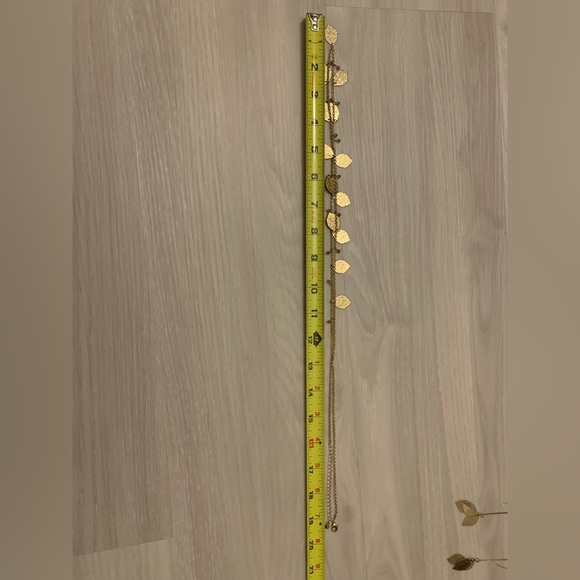 Fairycore/Greek Goddess Golden Leaf Necklace & Earrings Set 💛 - Picture 9 of 9